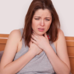 chica con esofagitis