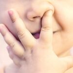 Quitar mocos en los bebés
