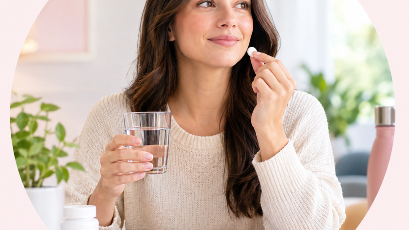 Mujer con pastillas en mano